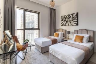 Frank Porter - Creekside 18 - Dubai - 4
