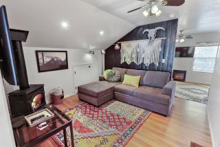 Spacious Studio Unit 5 with Gorgous Canyon Views - 9