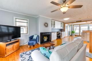 Riverfront Colonial Beach Home with Private Beach! - 5