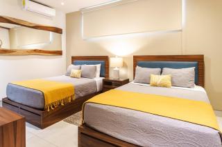 Luxury Oceanview Apartment - 2