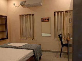 Sree Nivas Homestay - Trivandrum - 7