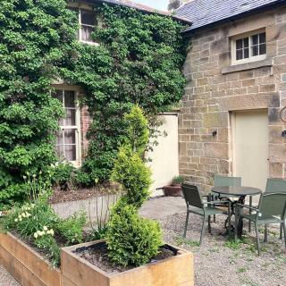 The Footmans Cottage - 0