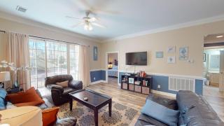 Escape to Green Haven a Golfer's Delight - 1