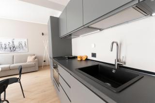 IHost Luxury -Free Parking- Plana 8 - Milan - 2