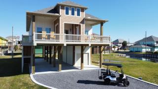 500 ft to beach Upscale Beach Home Golf Cart with Fire pit For 14 - Bolivar Peninsula - 9