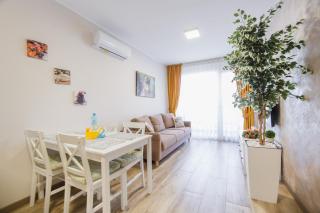 Cappuccino Colors at West Residence - 2