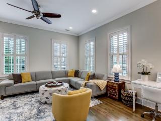 Crawford Chic + Coastal - Savannah - 5