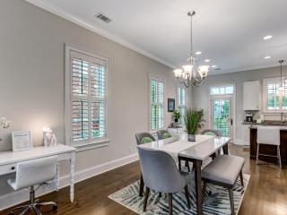 Crawford Chic + Coastal - Savannah - 4