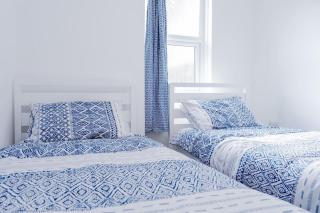 Capstone's Lookout near tunnels beach - 7