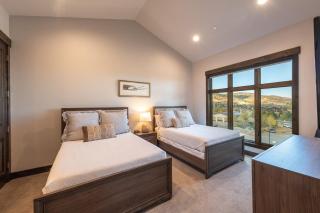 Blackstone Luxury 2br, Walk to Skiing at Cabriolet, Mountain View, Shared Pool and Hot tub, Gym - Park City - 2