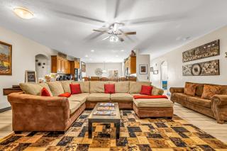 5 Bed 3 Bath Vacation home in Arches National Park - Moab - 8