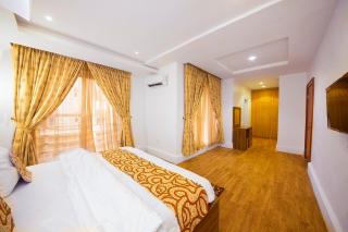 4 Bedroom Terrace Apartment Flat #1 - Aso - 2