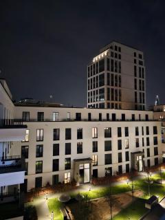 3 rooms 2 bathrooms 2 toilets new apartment center of Düsseldorf underground parking space contactless self check-in - Düsseldorf - 0