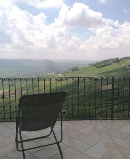Sky & Vineyards - Melograno - - La Morra - 0