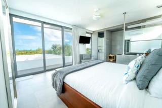 Entire Villa in Providenciales, Long Bay Beach, Turks and Caicos Islands - Long Bay Hills - 4