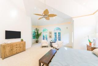 Waterfront Pink House with Private Dock & Pool - Captiva - 2