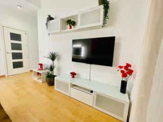APARTAMENTO MUY CENTRICO - entre PALACIO REAL Y PLAZA MAYOR - Madrid - 1