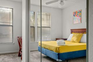 Budget Friendly Sleeps 8 Discounts Available - Tampa - 1