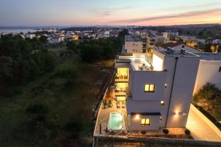 Apartments Luxury Villa V2 with rooftop - 7
