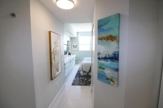Renovated 21st Floor Private Unit located in Coconut Grove Hotel - Miami - 2