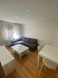 Apartamento en el Centro - cercano a la Playa - Santander - 0