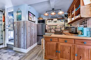 Swim, Golf and Relax Beach Apt with Private Yard! - Jacksonville Beach - 7