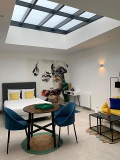 Cosy and Modern Studio in heart of XVII area - Paris - 0