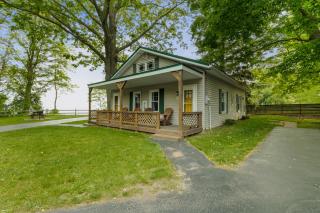 Lakeview on the Lake - North East - 3