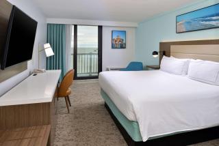DoubleTree by Hilton Corpus Christi Beachfront - 1