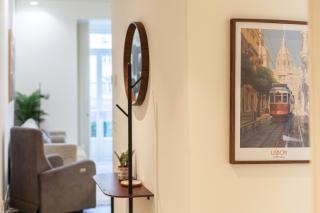 FLH Cais Sodré Chic Urban Flat with Balcony - Lissabon - 3