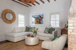 Green Cottage at Casa Zoe - Charleston - 2