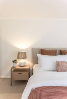 Heart of Sunshine, Spacious Apt with Pool & Garden - Sunshine Beach - 7