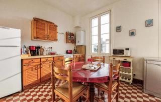 Cozy Apartment In Royan With Wifi - Royan - 8