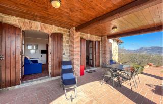 Stunning Apartment In Gubbio With Wifi - 5