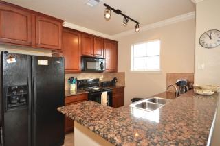 Radiant Condo condo - Davenport - 5