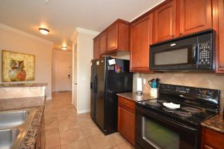 Radiant Condo condo - Davenport - 4