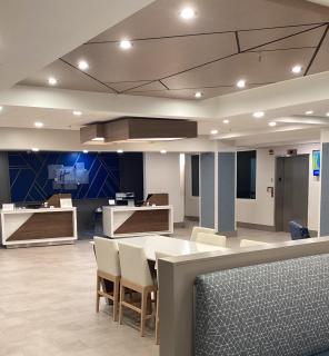 Holiday Inn Express Hotel & Suites Cocoa Beach by IHG - Cocoa Beach - 9