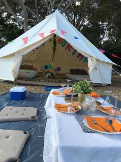 Glamping kaki singapore-Standard medium bell tent - 2