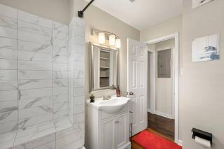 Big Red House in ATL by Hartsfield-Jackson Airport - Atlanta - 1