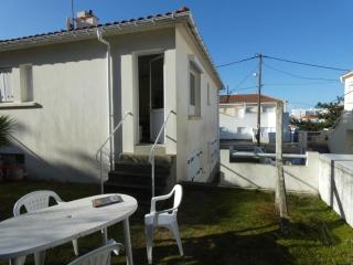 Maison de vacances à 100m de la plage, 4 pers, jardin, stationnement - Notre-Dame-de-Monts - FR-1-540-257 - Notre-Dame-de-Monts - 2