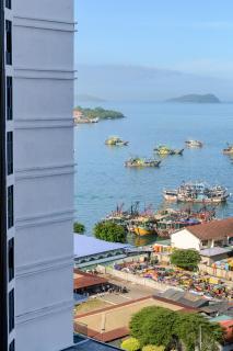 Grace Suite @ The Shore KK - 2