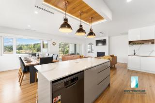 22B Old Kosciuszko Rd - 4BR Townhouse l Amazing Lake Views l WiFi l BBQ - Cataratas de Vitória - 9