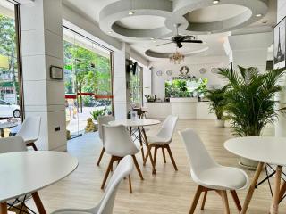 Issara Patong Beach - Strand Patong - 3