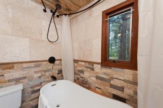 151 CR 200 Studio Cabin - 3