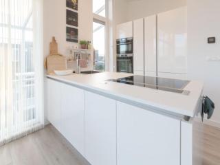 Dyke-View Stay with Terrace - 4