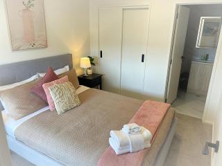 Flat Bush Holiday Accomodation - Auckland - 6
