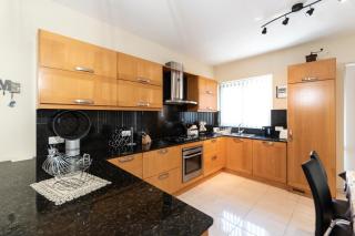 Modern 2 Bedroom Apartment 2 minutes to Seafront - St Paul's Bay - 8