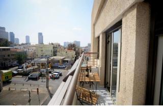 קסם תל אביבי דירה עם גקוזי נוף לים ושוק הכרמל - Tel Aviv - 9