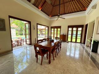 5-BR Villa in Sanur mins walk to the beach and central Sanur - 8