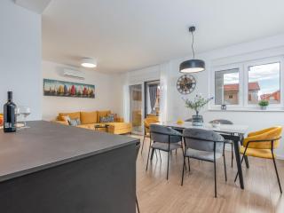 Brand new Villa 'Maslina' with Pool - Povljana - 1